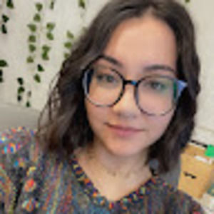 Meet your Posher, Alejandra